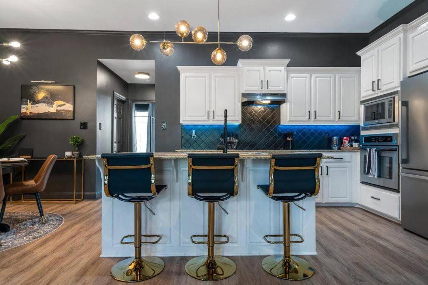 Stylish & Romantic Home, Long-Term Friendly, King Baton Rouge Buitenkant foto